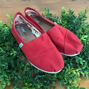Red Women’s Toms